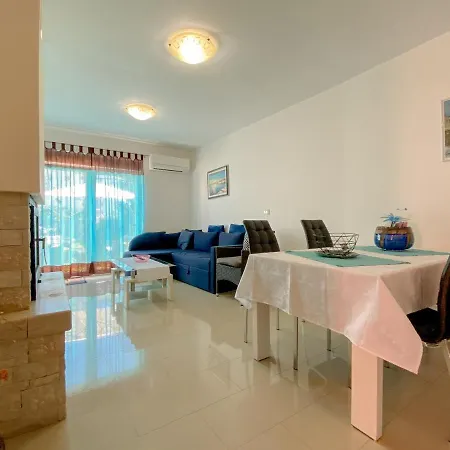 Gardenia Three アパート Novigrad Istria