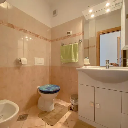 Gardenia Three Apartment *